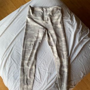 Athleta 7/8 leggings